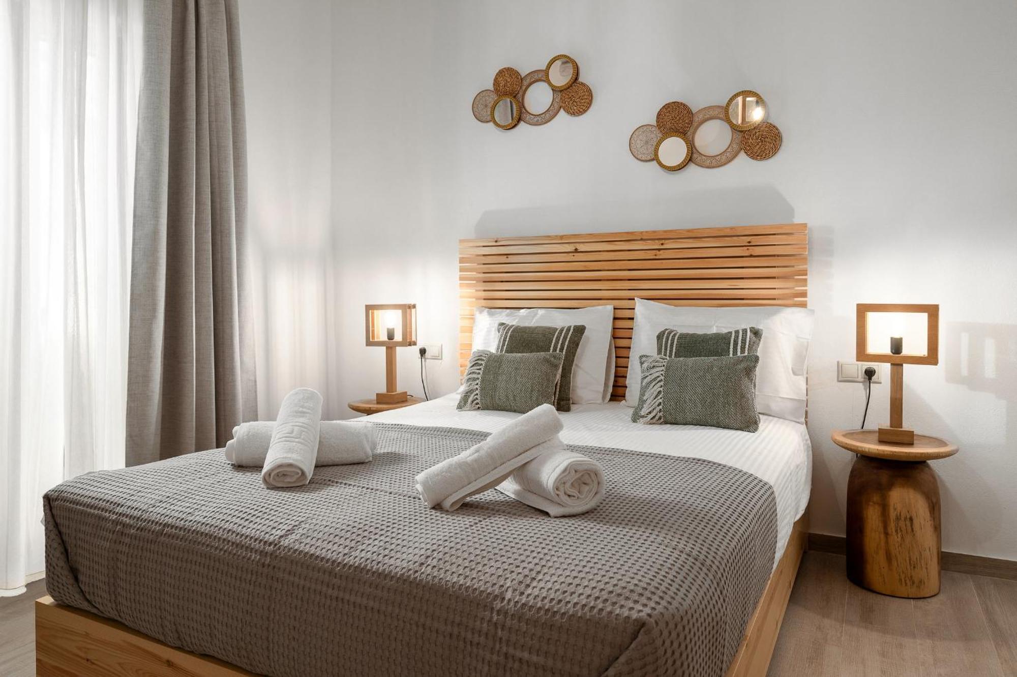 Papadia Luxury Apartments Pitsidia Bagian luar foto
