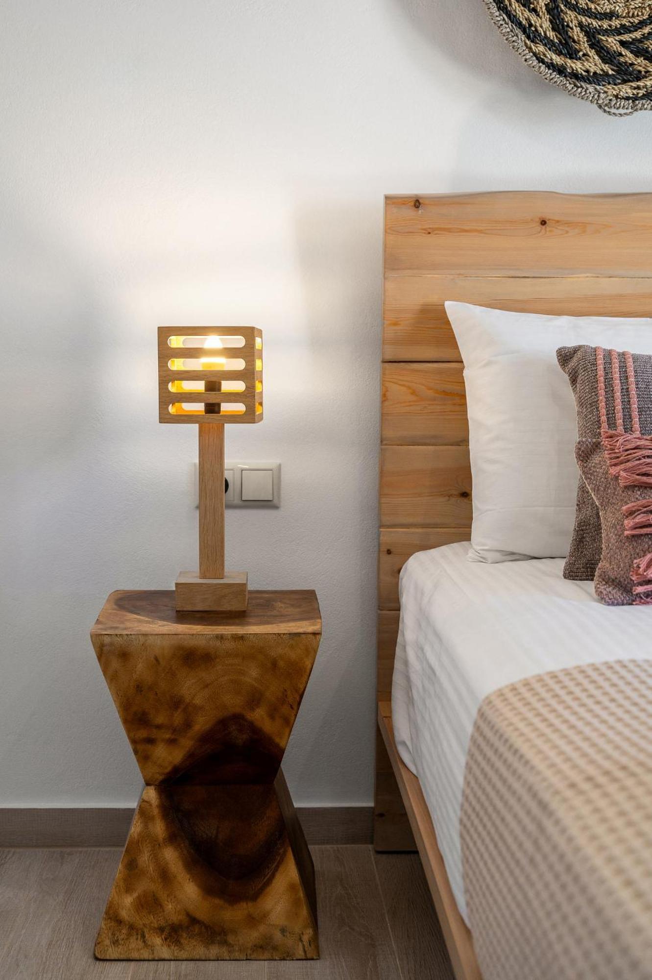 Papadia Luxury Apartments Pitsidia Bagian luar foto