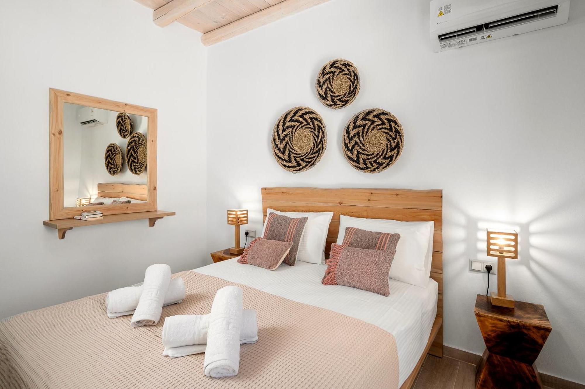 Papadia Luxury Apartments Pitsidia Bagian luar foto